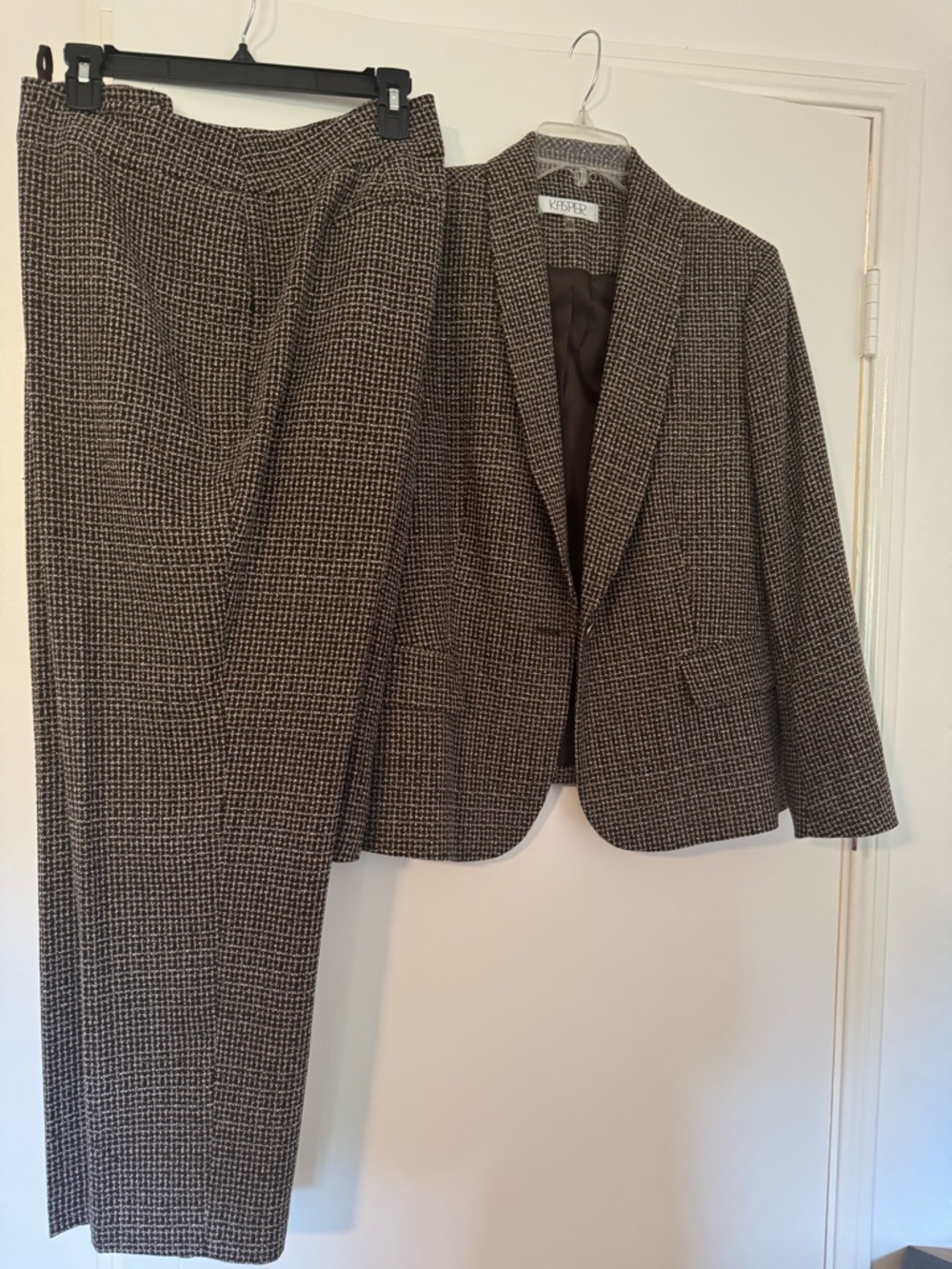 Kasper Black & White Houndstooth Two-Piece Suit